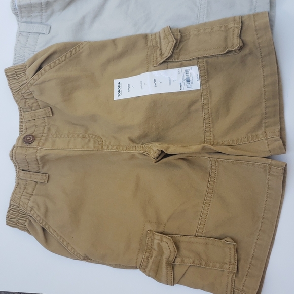 Boys Shorts Size 7 - Picture 2 of 4
